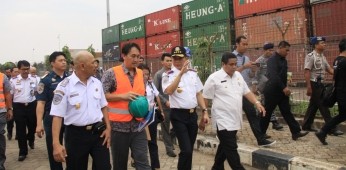 Menhub dan Gubernur Jambi HBA tinjau pelabuhan di Jambi